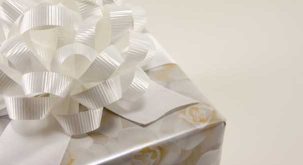 To help you get a grip on wedding gift etiquette we've rounded up answers